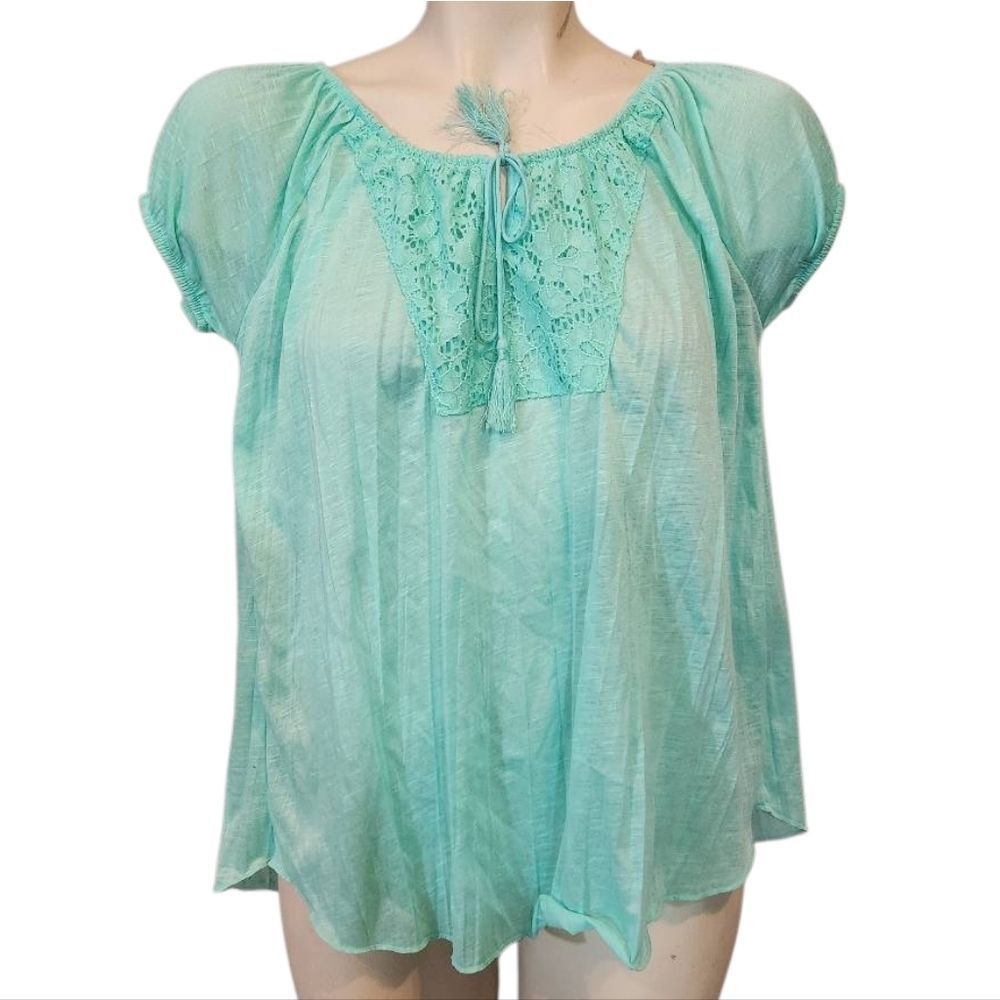 Women's Bobbie Brooks Aqua Lace Detail Blouse Size‎ Medium